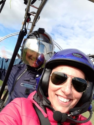 Noise Cancel PPG Casco negro con auriculares completos EN966 Certificado Casco paramotor China proveedor